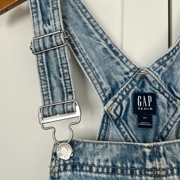Gap Distressed Denim Short Overalls Shortalls Size S - Picture 16 of 17